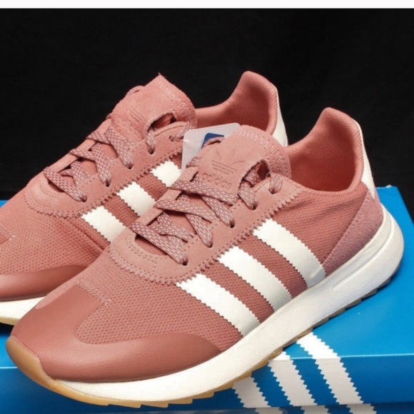 shoes adidas pink